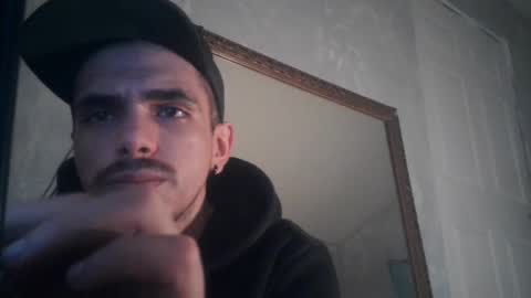 Snapshot of atmorin01 chatting on February 25, 11:21 am Atmarin199 aka Dre online show from February 25, 11:21 am