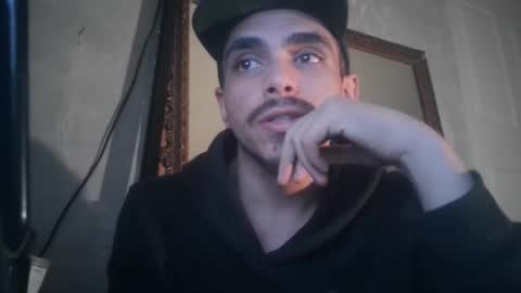 Snapshot of atmorin01 chatting on February 27, 10:44 am Atmarin199 aka Dre online show from February 27, 10:44 am
