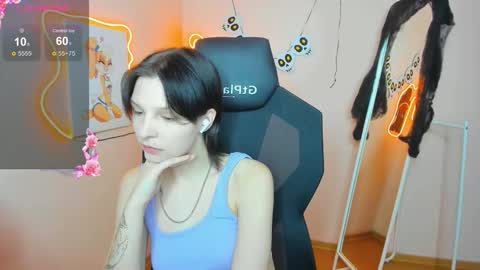 Audrey online show from November 5, 8:16 am