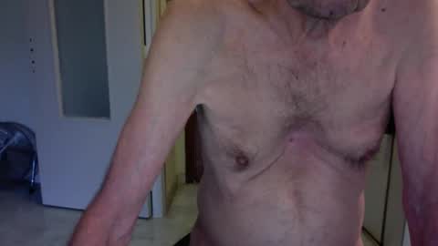 auguste688483 online show from March 22, 9:24 am