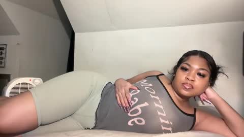 aunyxxx online show from October 8, 11:43 pm