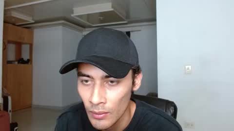 Aureliano online show from December 4, 11:04 pm