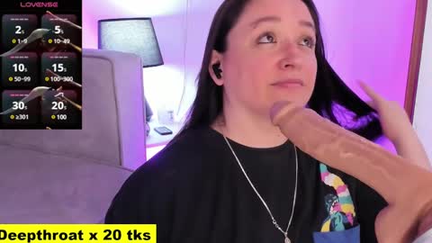 Snapshot of aurora_deep chatting on February 26, 8:36 pm Valeria online show from February 26, 8:36 pm