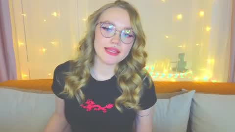 Kate online show from February 4, 7:11 pm