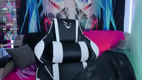 AURORA NATSUKI online show from May 31, 1:21 pm