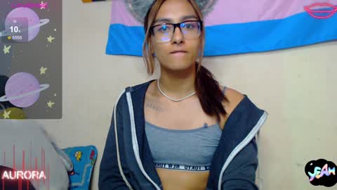 Snapshot of aurora_sanders1 chatting on December 6, 7:39 pm Aurora sanders ig Aurora 001x online show from December 6, 7:39 pm