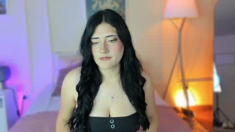 auroraa_nyx online show from May 28, 11:41 am