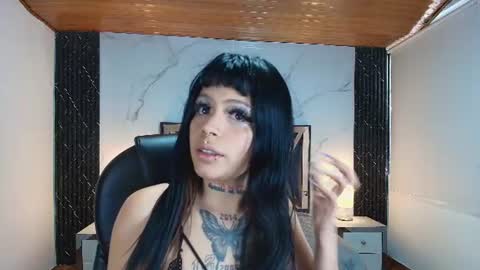 Aurora Diaz online show from July 9, 12:20 pm
