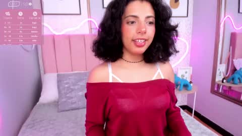 Mariana  online show from May 7, 3:35 am