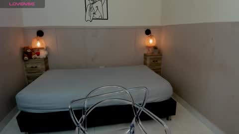 aurorasky7 online show from October 30, 11:44 am