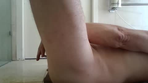 aussie_dad123 online show from January 27, 1:26 am