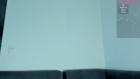 A online show from October 12, 12:36 am