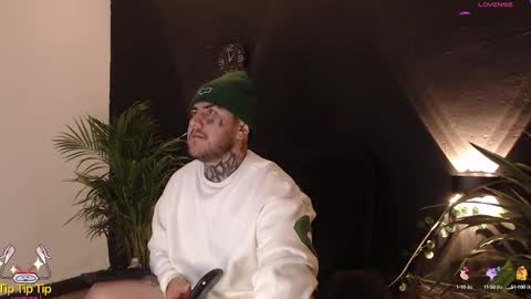 austingboy online show from February 1, 2:58 am