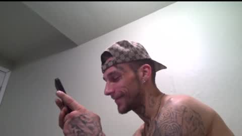 Snapshot of austinisking1916 chatting on January 16, 3:02 pm Austin is King online show from January 16, 3:02 pm
