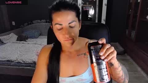 Ava online show from November 26, 11:29 am