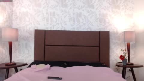 Ava  online show from December 16, 7:20 pm