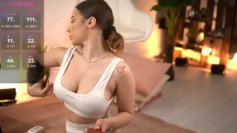 AvaReed online show from March 31, 4:13 am