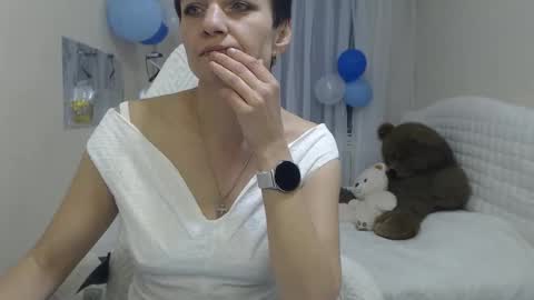 Snapshot of avasaturnian chatting on September 26, 12:35 pm avasaturnian online show from September 26, 12:35 pm