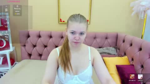 Ava online show from April 12, 1:09 am