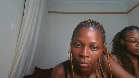 Avian online show from November 23, 2:42 am