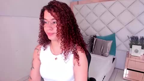 Avril  online show from January 10, 12:43 pm