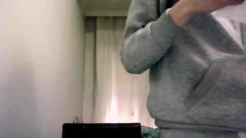 awesenheit online show from December 31, 1:19 pm