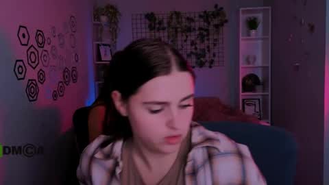 awesomeemma_ online show from May 11, 2:56 pm