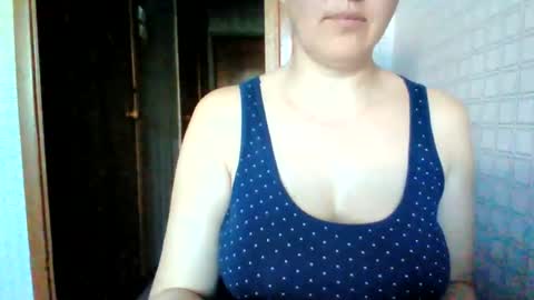 awesomeladyy online show from May 16, 7:16 am