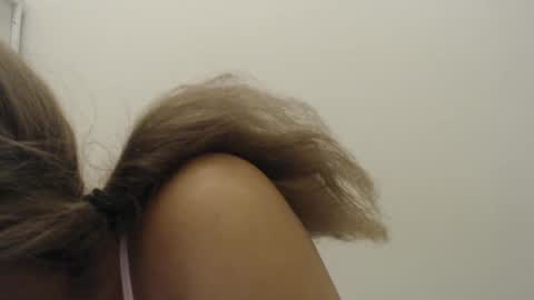 Snapshot of awkwardjasminee chatting on October 1, 12:26 pm Jasminee online show from October 1, 12:26 pm