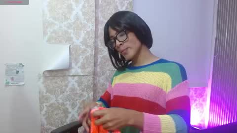 axel1_tay online show from April 13, 3:22 am