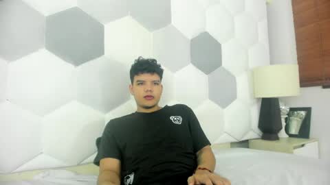 Axel Forte online show from April 4, 2:02 pm