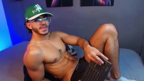 axel stein NEW ACCOUNT online show from November 8, 1:52 am