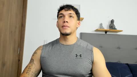 Snapshot of axel_taylor21 chatting on October 1, 10:41 pm INDEPENDENT MODEL online show from October 1, 10:41 pm