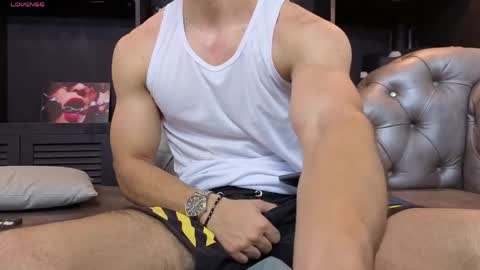 Axel  online show from May 13, 9:57 pm