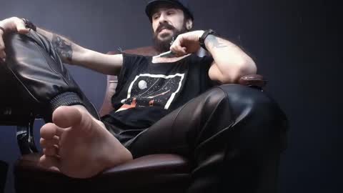 AxelColton online show from March 3, 8:27 am