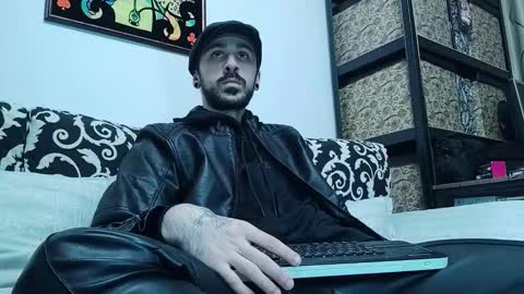 AxelColton online show from October 3, 11:18 am