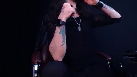 AxelColton online show from November 14, 11:45 am