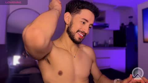 Axel King online show from May 14, 2:26 pm