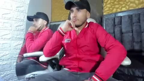Snapshot of axell_cross2 chatting on March 5, 1:31 am Axell Cross2 online show from March 5, 1:31 am