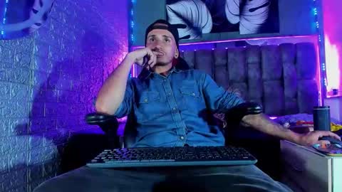 Axell Cross2 online show from May 22, 3:02 am