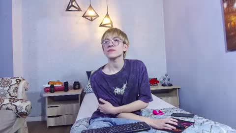 axell_stone online show from June 21, 1:56 am