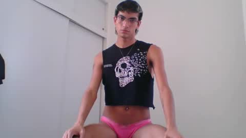 Axel  online show from February 11, 5:40 pm