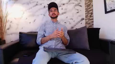 Axel Moon online show from March 4, 9:23 pm