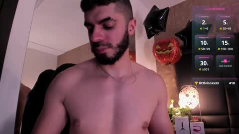 Axel Thompsom online show from October 27, 4:18 pm