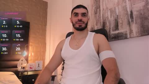 Axel Thompsom online show from September 21, 11:58 am