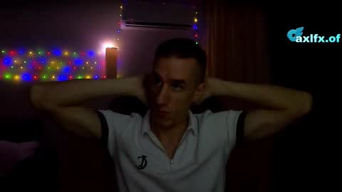 Axl online show from March 26, 1:44 am