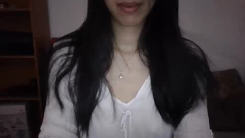 axue online show from June 4, 10:27 pm