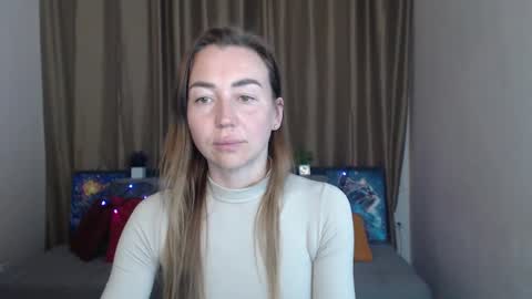 Jully online show from March 11, 2:42 am