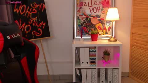 ayaks online show from September 17, 8:18 am