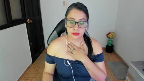 Snapshot of aylaislem chatting on March 5, 2:03 am SandyMODELINDEPENDIENT online show from March 5, 2:03 am
